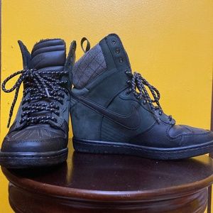 Nike Dunk Sky High Sneaker Boot